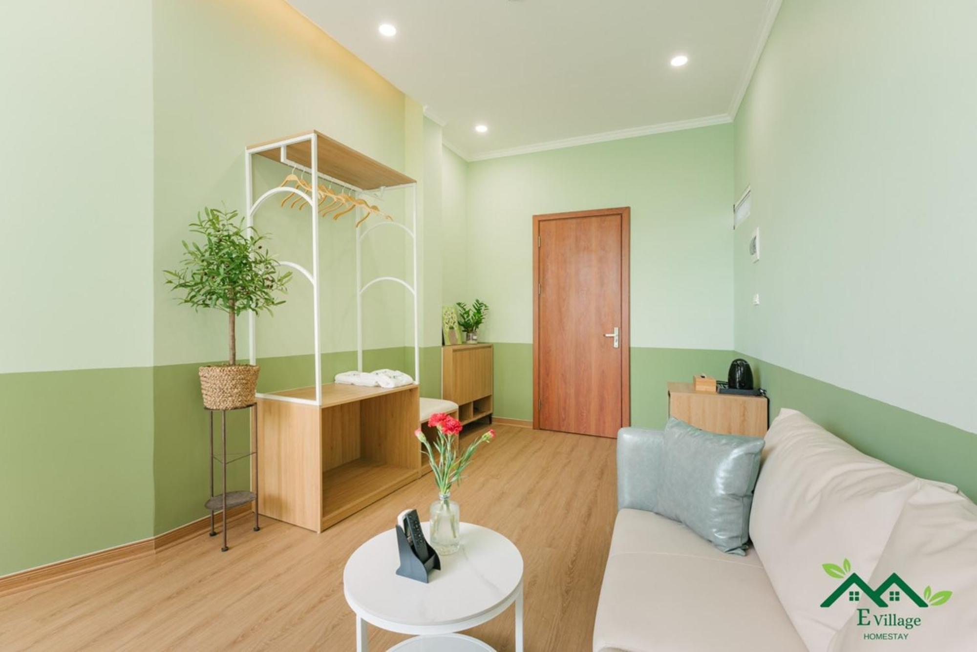 Hotel E Village 3*